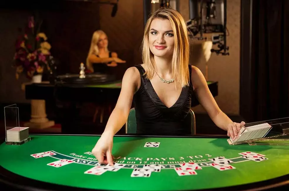 Blackjack chính là sự kết hợp giữa may mắn và kỹ năng